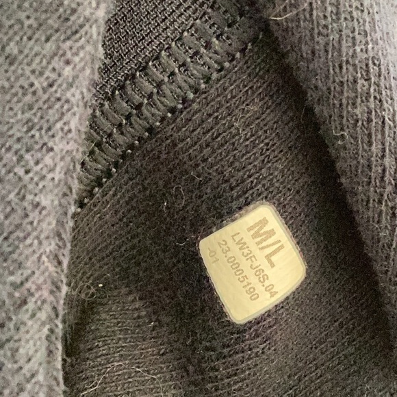 Lululemon Scuba Funnel neck half zip Navy Sweatshirt(M/L) - Picture 8 of 9